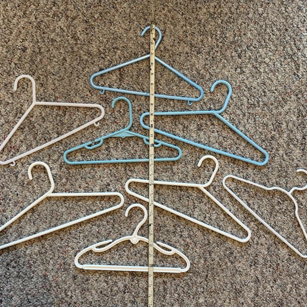 Lot of 8 Blue & White Plastic Children’s Hangers